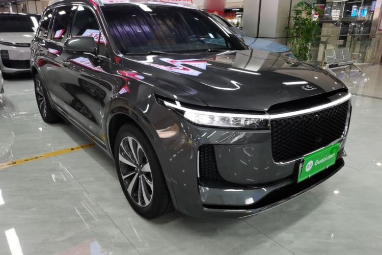 Used Li Auto ONE 2020 Extended-Range 6-Seater Version Front Right 45 Deg