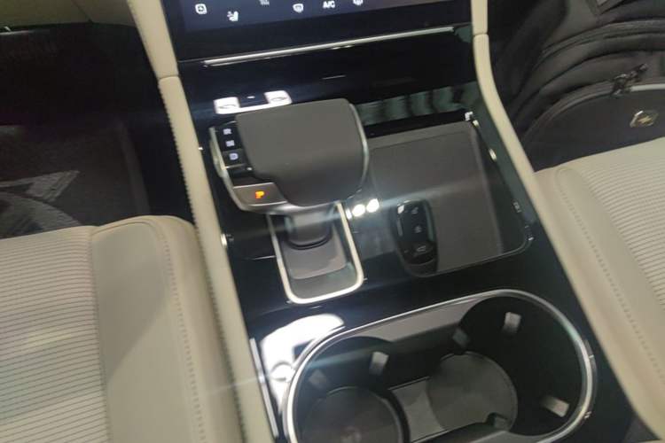 Used Li Auto ONE 2020 Extended-Range 6-Seater Version Gear Lever