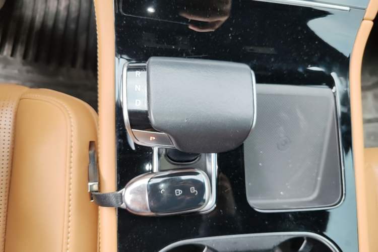Used Li Auto ONE 2020 Extended-Range 6-Seater Version Gear Lever