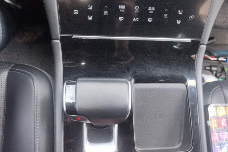 Used Li Auto ONE 2020 Extended-Range 6-Seater Version Gear Lever