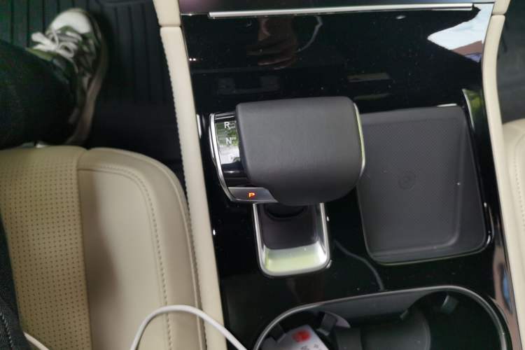 Used Li Auto ONE 2020 Extended-Range 6-Seater Version Gear Lever