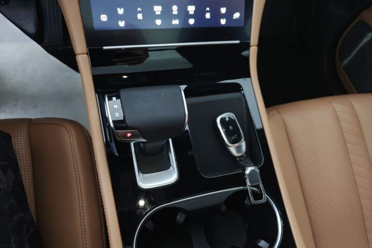 Used Li Auto ONE 2020 Extended-Range 6-Seater Version Gear Lever