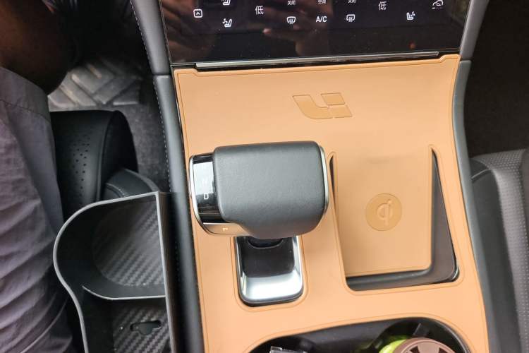 Used Li Auto ONE 2020 Extended-Range 6-Seater Version Gear Lever