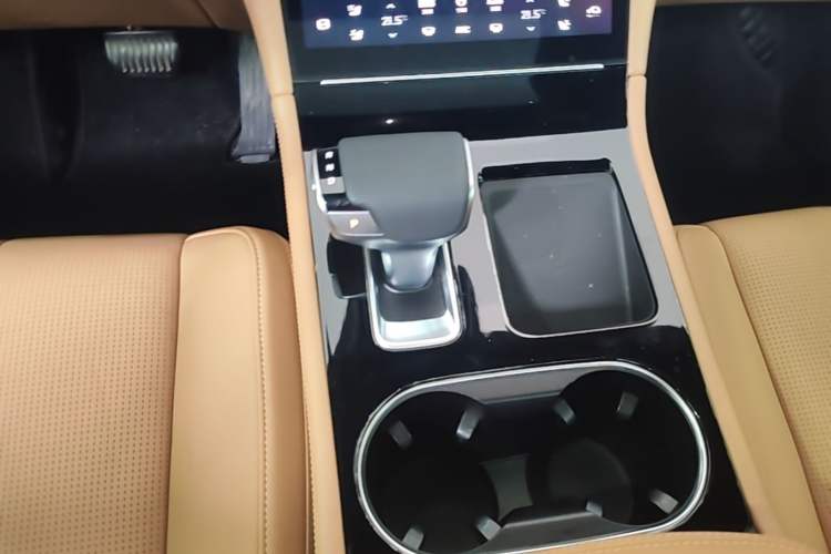 Used Li Auto ONE 2020 Extended-Range 6-Seater Version Gear Lever