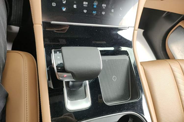 Used Li Auto ONE 2020 Extended-Range 6-Seater Version Gear Lever