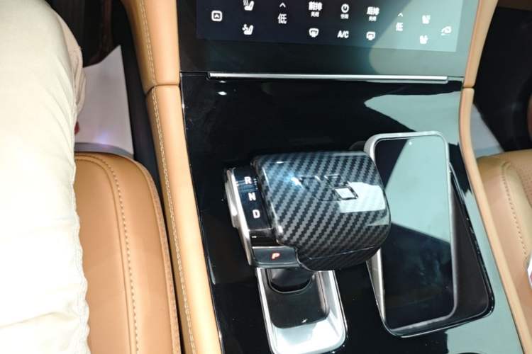 Used Li Auto ONE 2020 Extended-Range 6-Seater Version Gear Lever