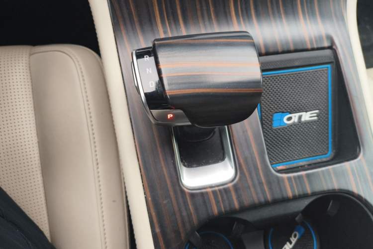 Used Li Auto ONE 2020 Range-Extended 7-Seater Version Gear Lever