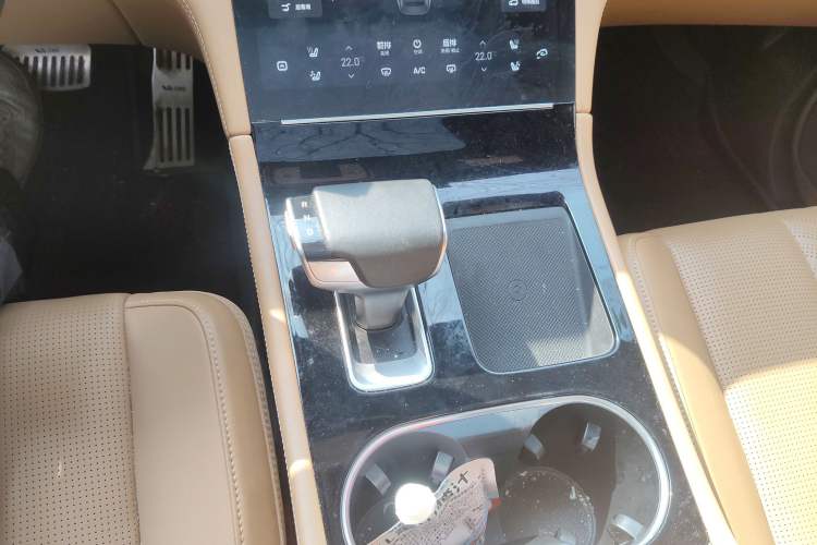 Used Li Auto ONE 2020 Extended-Range 6-Seater Version Gear Lever