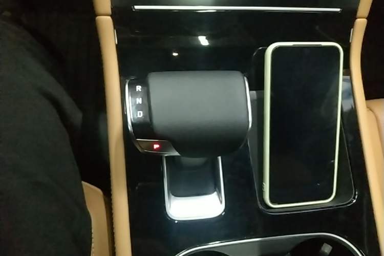 Used Li Auto ONE 2020 Extended-Range 6-Seater Version Gear Lever