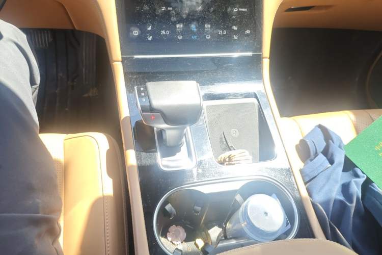 Used Li Auto ONE 2020 Extended-Range 6-Seater Version Gear Lever