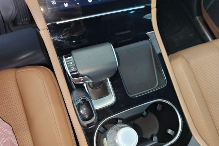 Used Li Auto ONE 2020 Extended-Range 6-Seater Version Gear Lever