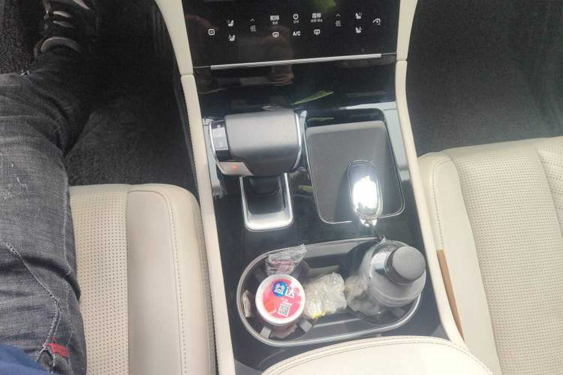 Used Li Auto ONE 2020 Extended-Range 6-Seater Version Gear Lever