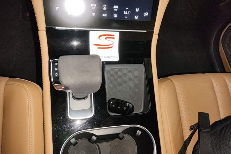 Used Li Auto ONE 2020 Extended-Range 6-Seater Version Gear Lever