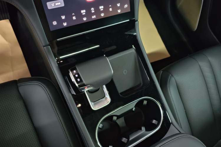 Used Li Auto ONE 2020 Extended-Range 6-Seater Version Gear Lever
