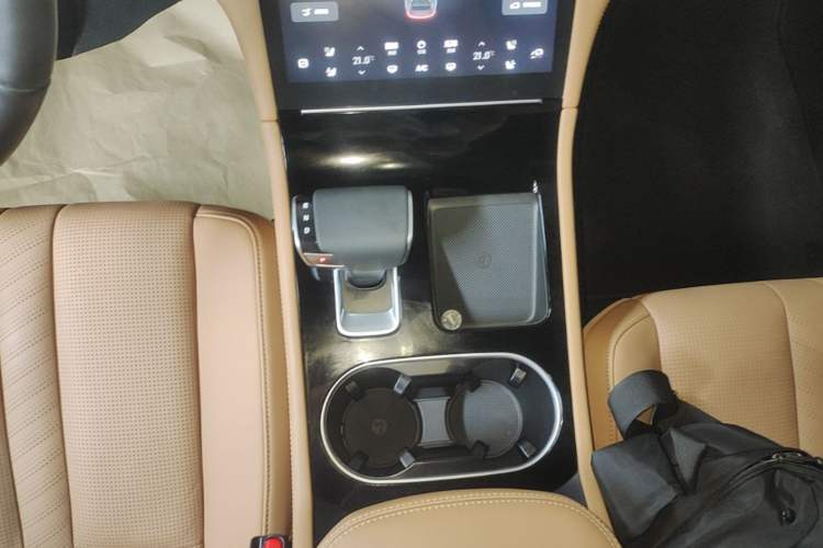 Used Li Auto ONE 2020 Extended-Range 6-Seater Version Gear Lever