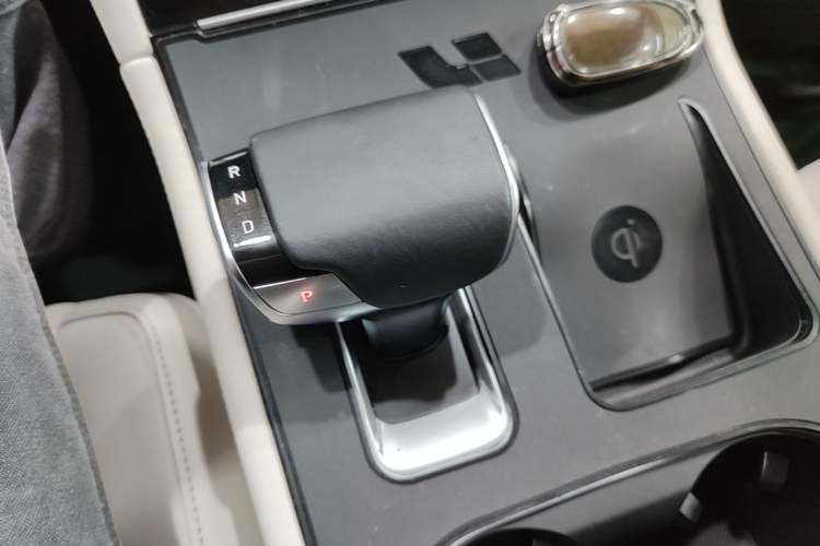 Used Li Auto ONE 2020 Extended-Range 6-Seater Version Gear Lever