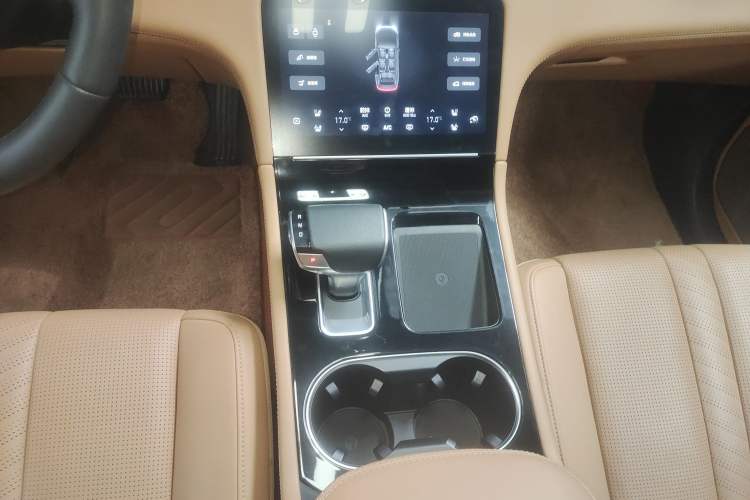 Used Li Auto ONE 2020 Extended-Range 6-Seater Version Gear Lever