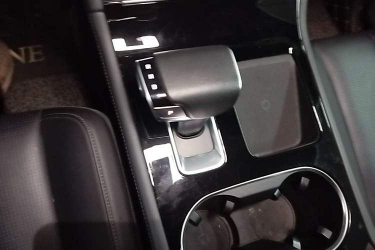 Used Li Auto ONE 2020 Extended-Range 6-Seater Version Gear Lever