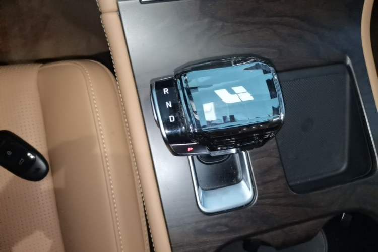 Used Li Auto ONE 2020 Extended-Range 6-Seater Version Gear Lever
