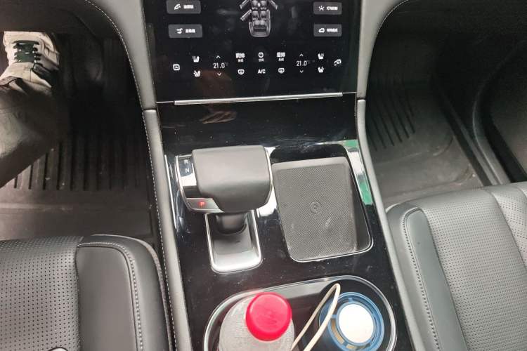 Used Li Auto ONE 2020 Extended-Range 6-Seater Version Gear Lever