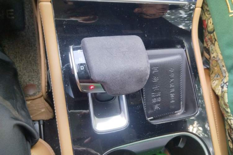 Used Li Auto ONE 2020 Extended-Range 6-Seater Version Gear Lever