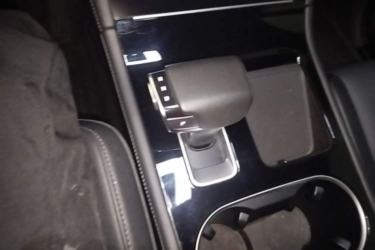 Used Li Auto ONE 2020 Extended-Range 6-Seater Version Gear Lever