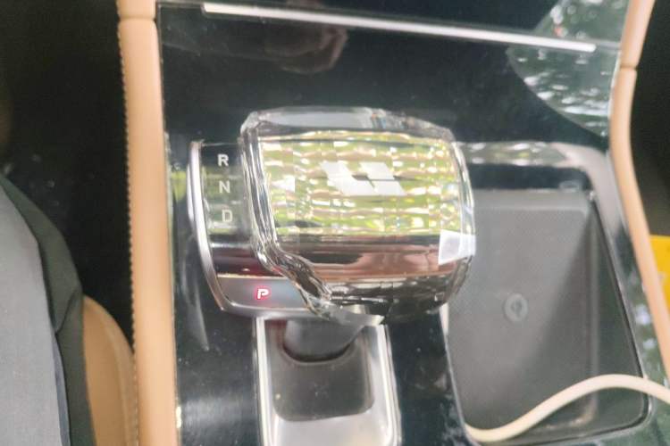 Used Li Auto ONE 2020 Range-Extended 7-Seater Version Gear Lever