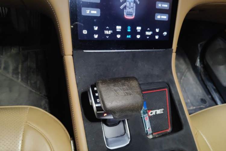 Used Li Auto ONE 2020 Extended-Range 6-Seater Version Gear Lever