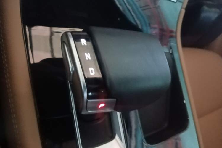 Used Li Auto ONE 2020 Extended-Range 6-Seater Version Gear Lever