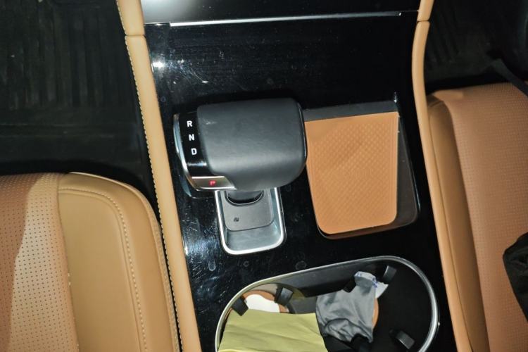Used Li Auto ONE 2020 Extended-Range 6-Seater Version Gear Lever