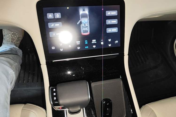 Used Li Auto ONE 2020 Extended-Range 6-Seater Version Gear Lever