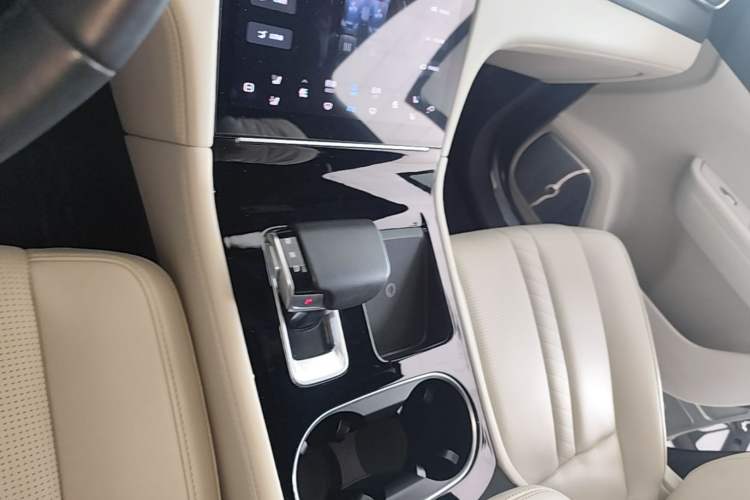 Used Li Auto ONE 2020 Extended-Range 6-Seater Version Gear Lever