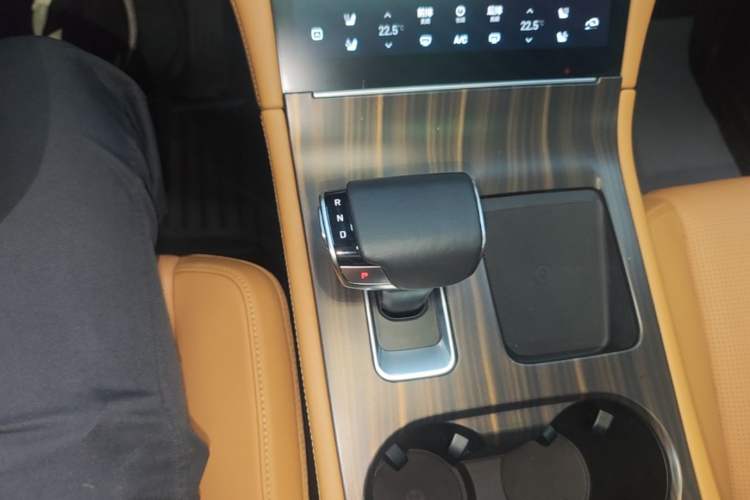 Used Li Auto ONE 2020 Extended-Range 6-Seater Version Gear Lever