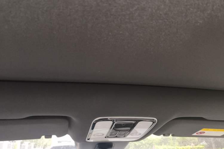 Used Li Auto ONE 2020 Range-Extended 7-Seater Version Headliner