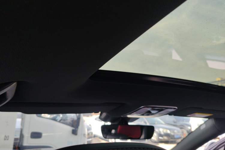 Used Li Auto ONE 2020 Extended-Range 6-Seater Version Headliner