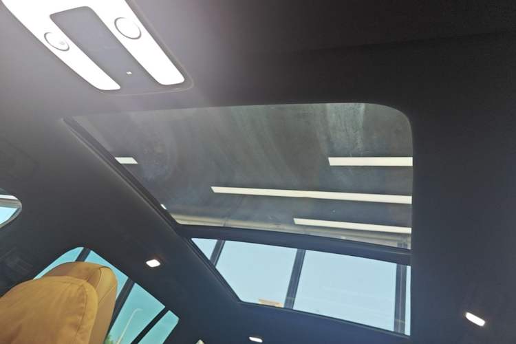 Used Li Auto ONE 2020 Extended-Range 6-Seater Version Headliner