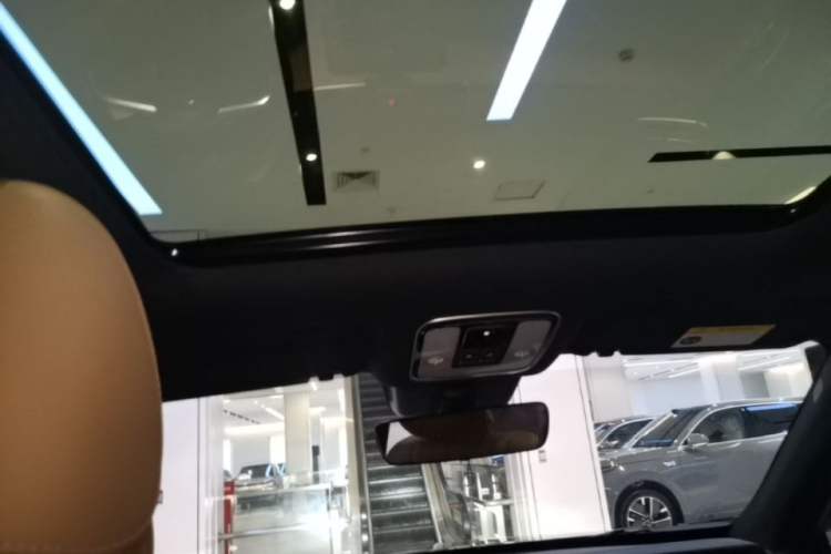 Used Li Auto ONE 2020 Extended-Range 6-Seater Version Headliner