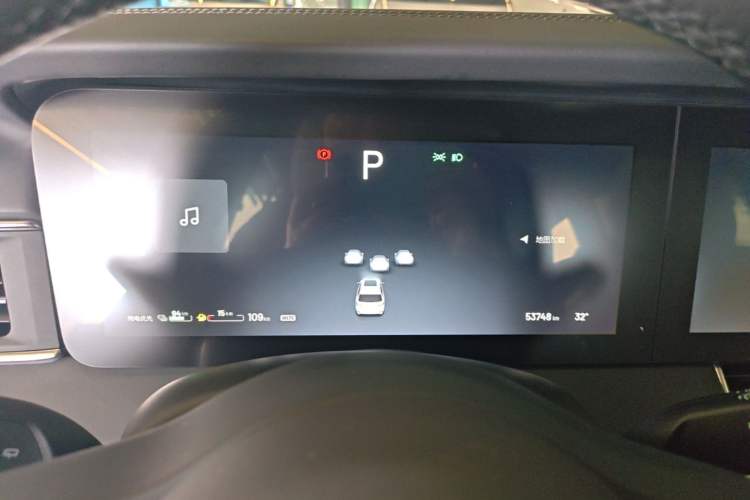 Used Li Auto ONE 2020 Extended-Range 6-Seater Version Instrument Cluster