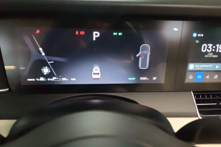 Used Li Auto ONE 2020 Extended-Range 6-Seater Version Instrument Cluster