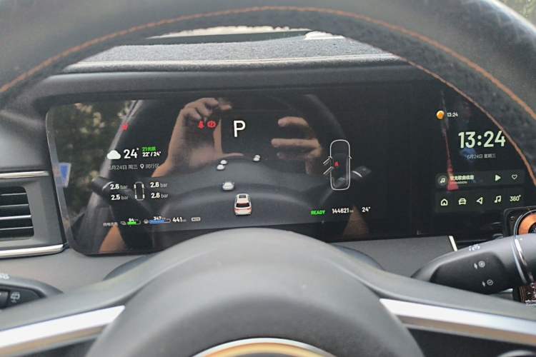 Used Li Auto ONE 2020 Extended-Range 6-Seater Version Instrument Cluster