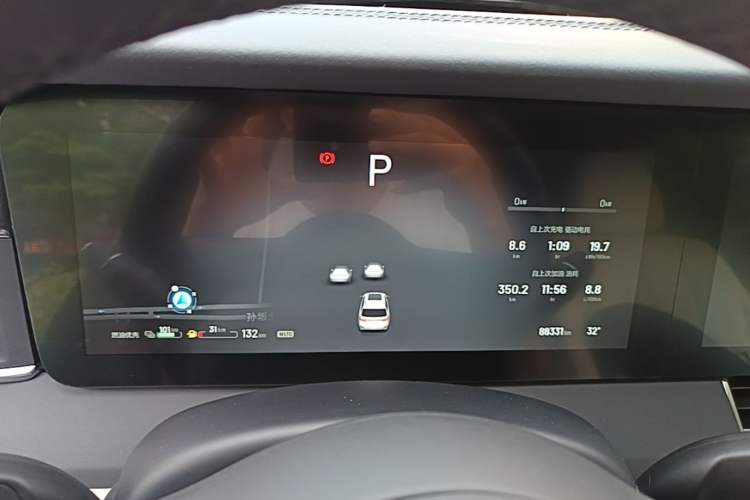 Used Li Auto ONE 2020 Extended-Range 6-Seater Version Instrument Cluster