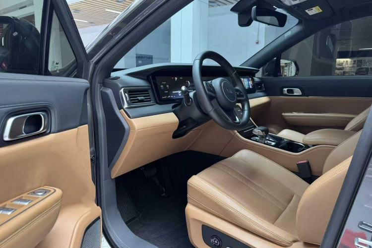 Used Li Auto ONE 2020 Extended-Range 6-Seater Version Interior 1
