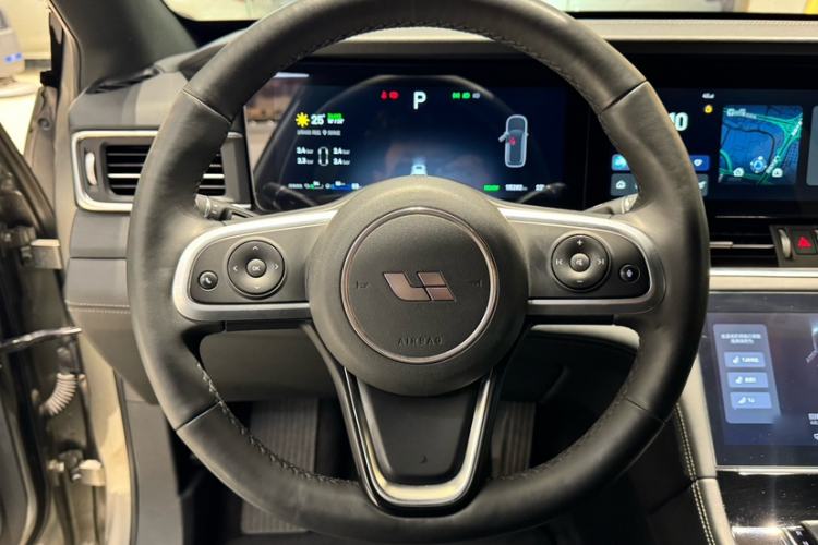 Used Li Auto ONE 2020 Extended-Range 6-Seater Version Interior 1