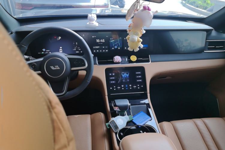 Used Li Auto ONE 2020 Extended-Range 6-Seater Version Interior 2
