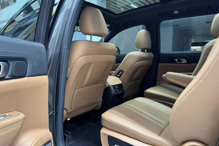 Used Li Auto ONE 2020 Extended-Range 6-Seater Version Interior 2