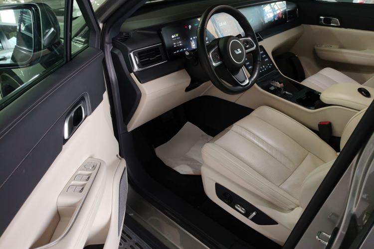 Used Li Auto ONE 2020 Extended-Range 6-Seater Version Interior 3