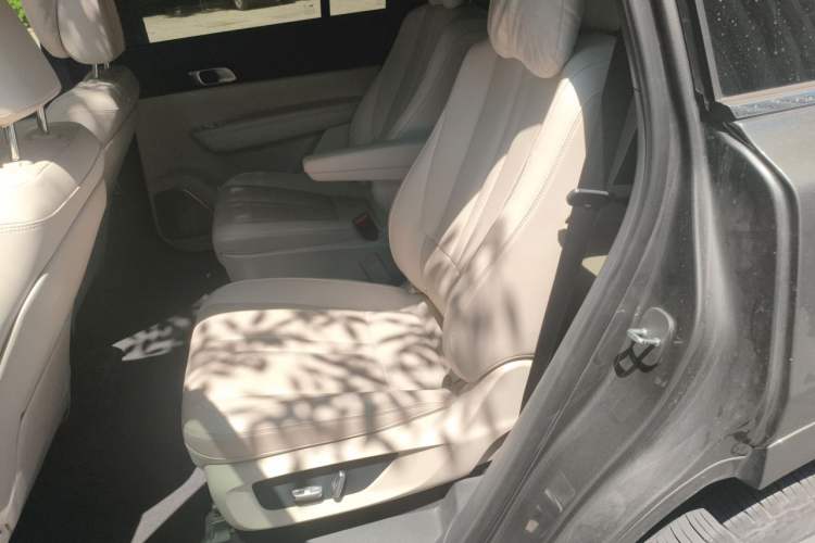 Used Li Auto ONE 2020 Extended-Range 6-Seater Version Interior 4