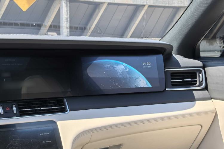 Used Li Auto ONE 2020 Extended-Range 6-Seater Version Interior 4
