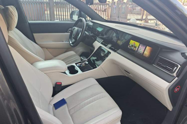 Used Li Auto ONE 2020 Extended-Range 6-Seater Version Interior 4