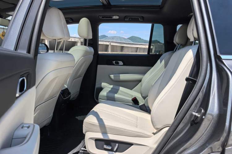 Used Li Auto ONE 2020 Extended-Range 6-Seater Version Interior 7